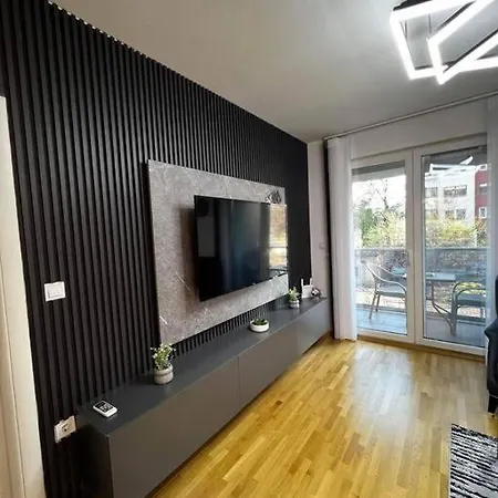 Urbanluxe Rentt Apartment *