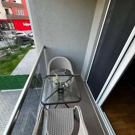 Urbanluxe Rentt
